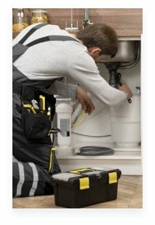 Service Maintenance Worker Repairing